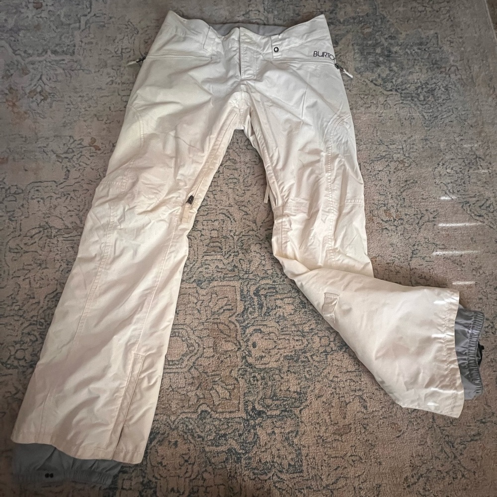 Burton women’s white snowboarding pants